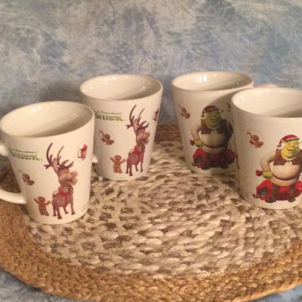 Shrek & Donkey Christmas Ceramic Coffee Mug Set of 4 Collectible 2007 Dreamworks - Picture 16 of 16